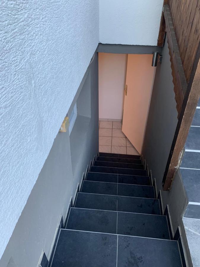 Juna Karlsruhe Bagian luar foto