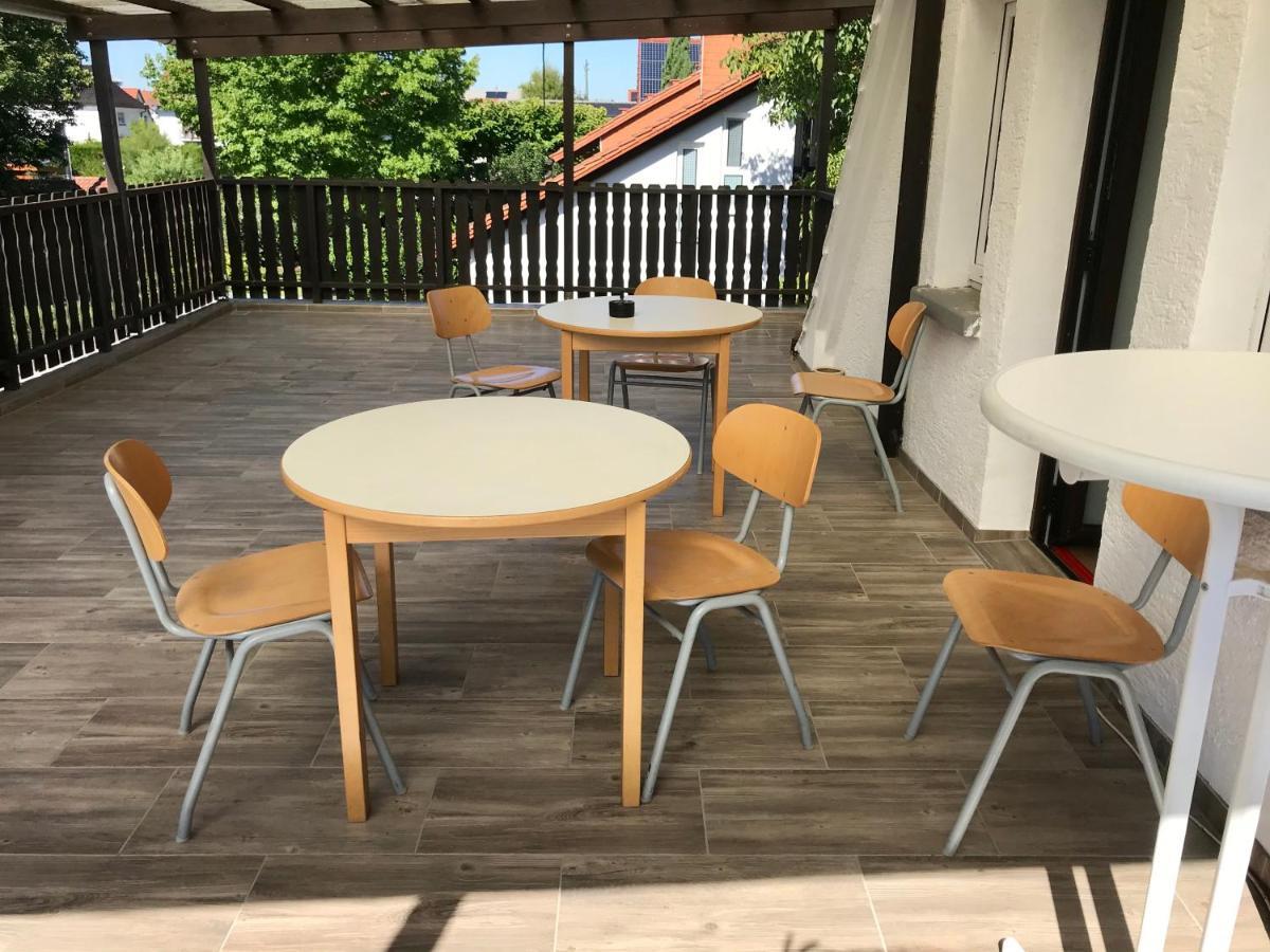 Juna Karlsruhe Bagian luar foto