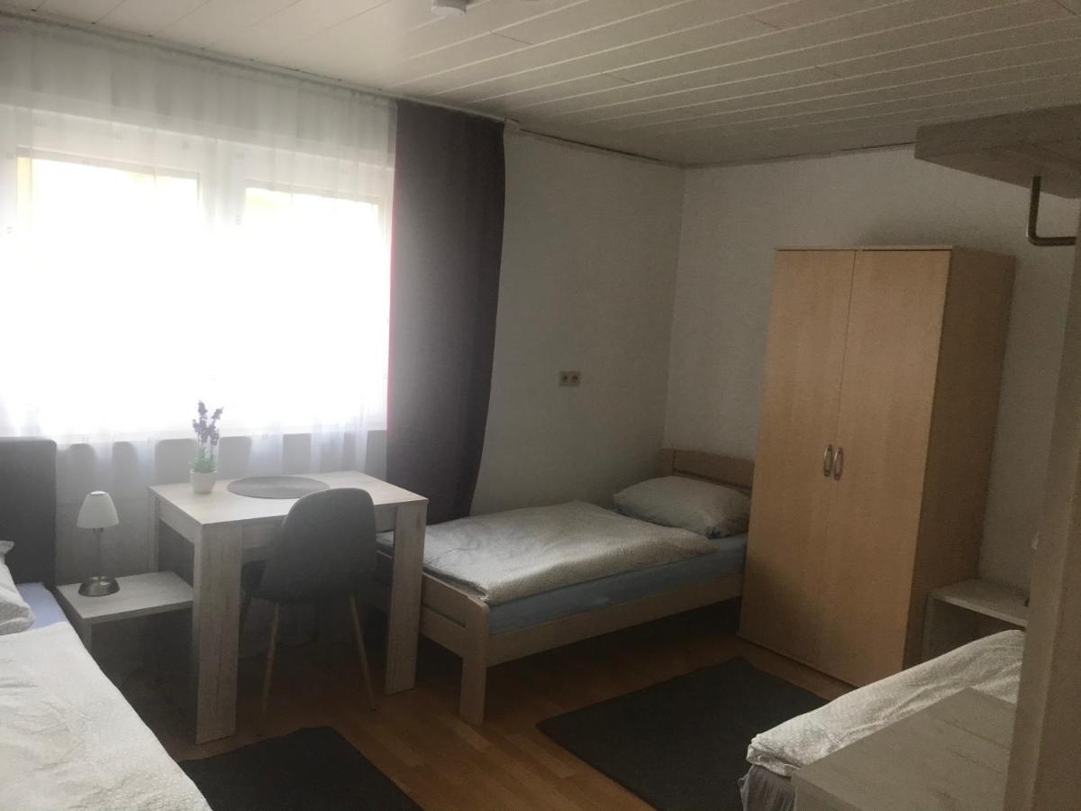 Juna Karlsruhe Bagian luar foto