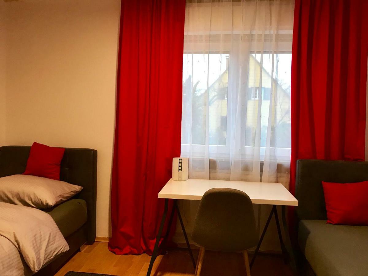 Juna Karlsruhe Bagian luar foto