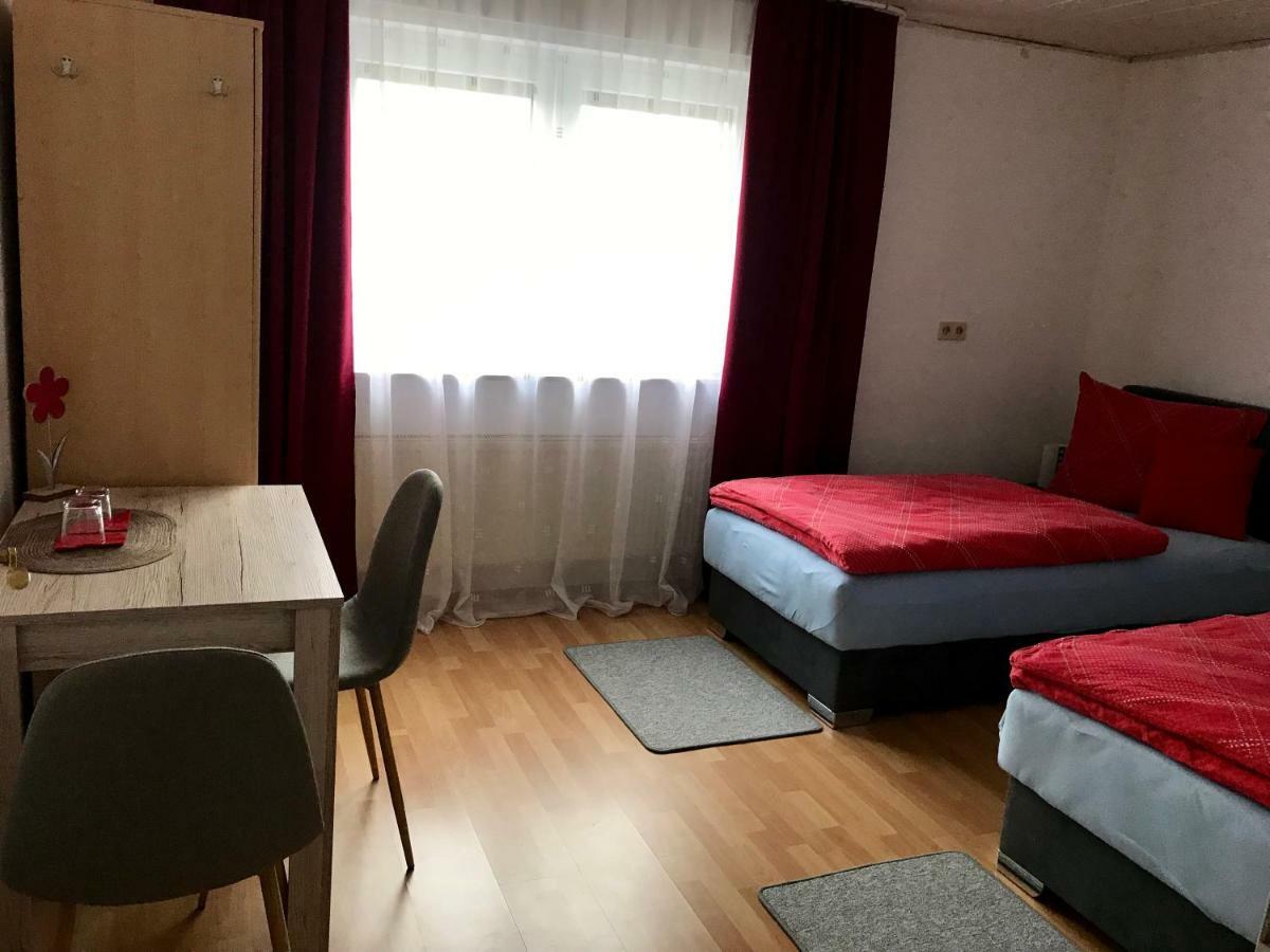 Juna Karlsruhe Bagian luar foto