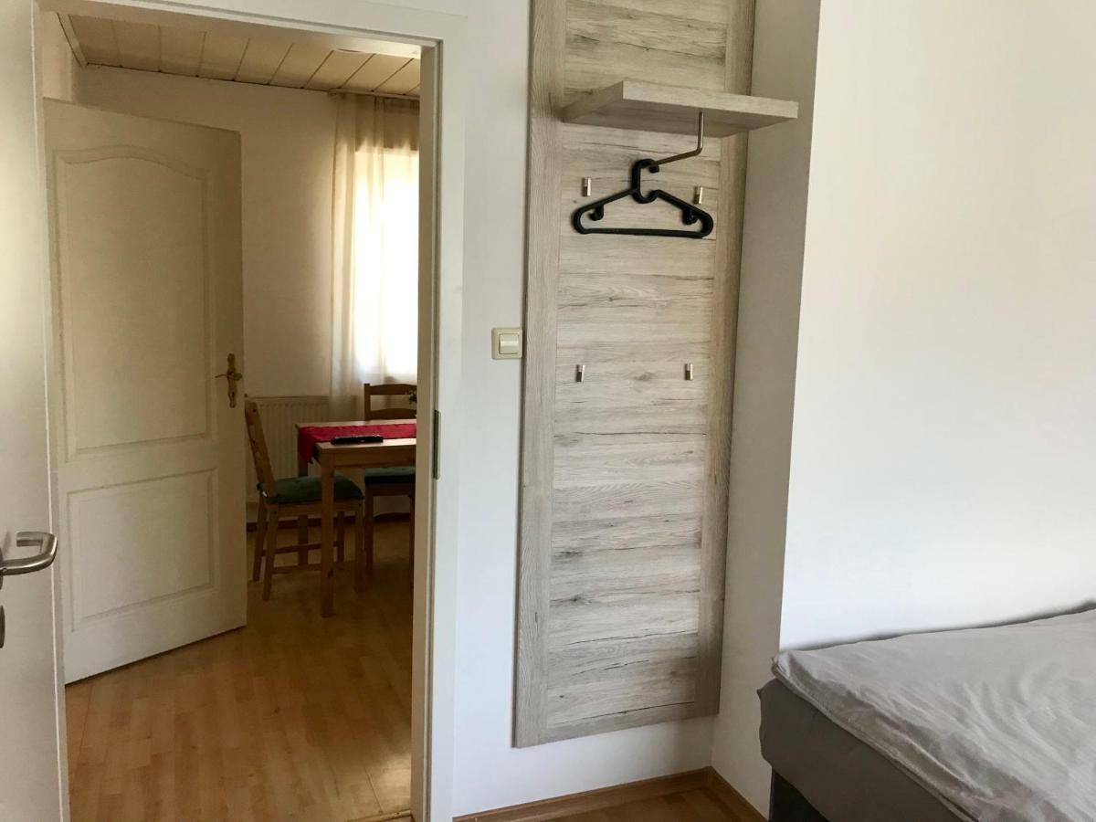 Juna Karlsruhe Bagian luar foto