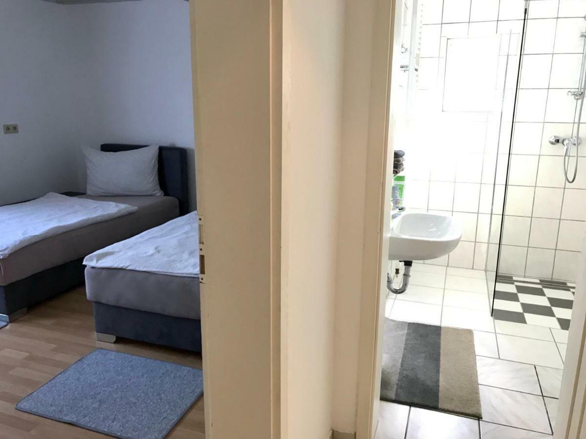 Juna Karlsruhe Bagian luar foto